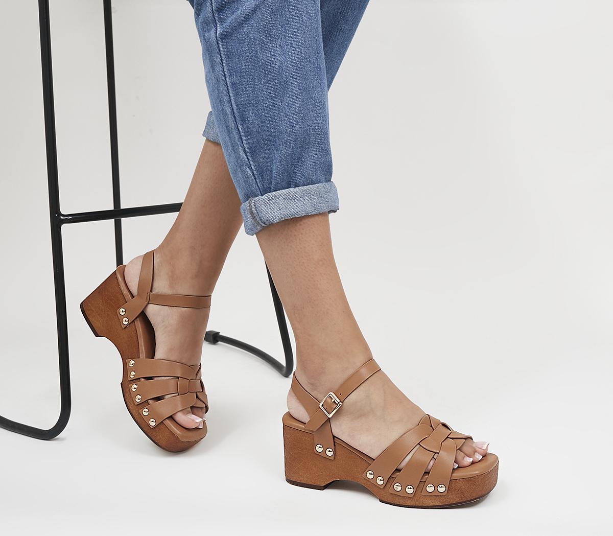 Brigetta Mid-heel Fashion Leather Wooden Clogs – BJORK Swedish Comfort