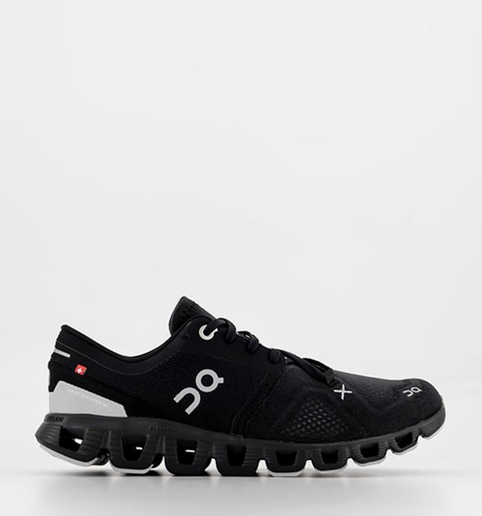 On Running Cloud X3 Trainers Black