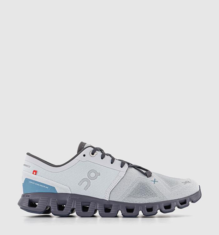On Running Cloud X3 Trainers Glacier Iron