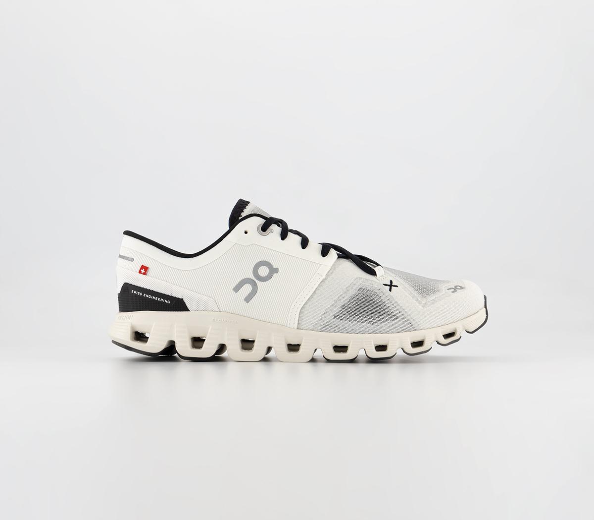 On RunningCloud X3 Trainers Ivory Black