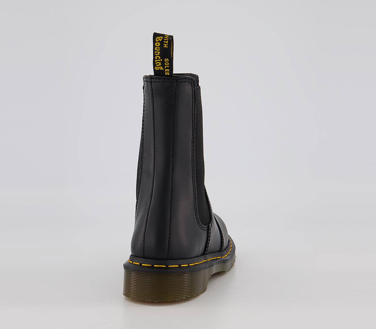 Dr. Martens 2976 Hi Chelsea Boots Dr. Martens 2976 Hi Chelsea Boots Black Smooth