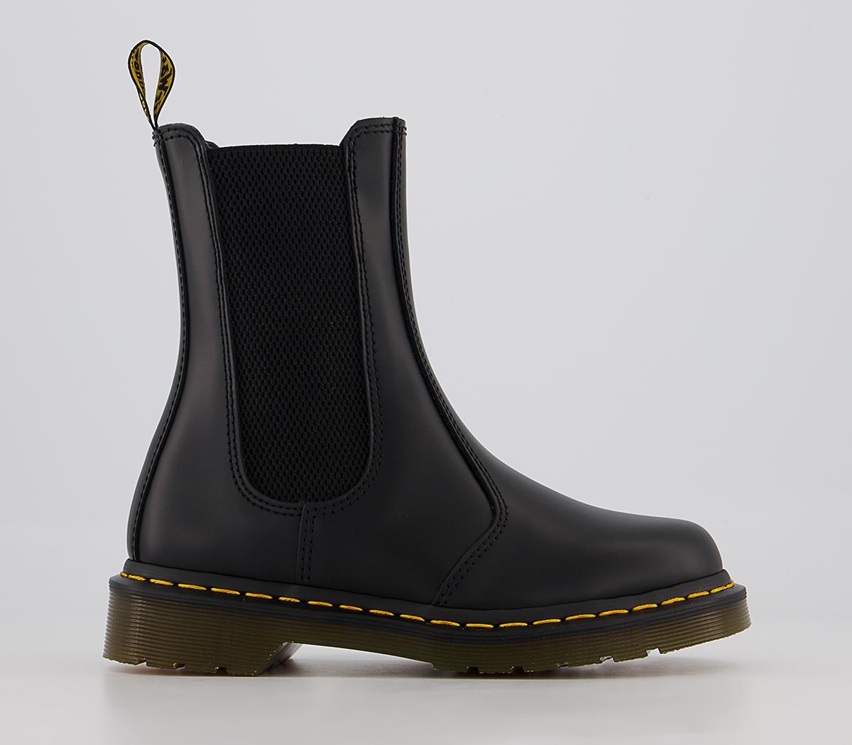 Dr. Martens 2976 Hi Chelsea Boots Black Smooth - Women's Ankle Boots