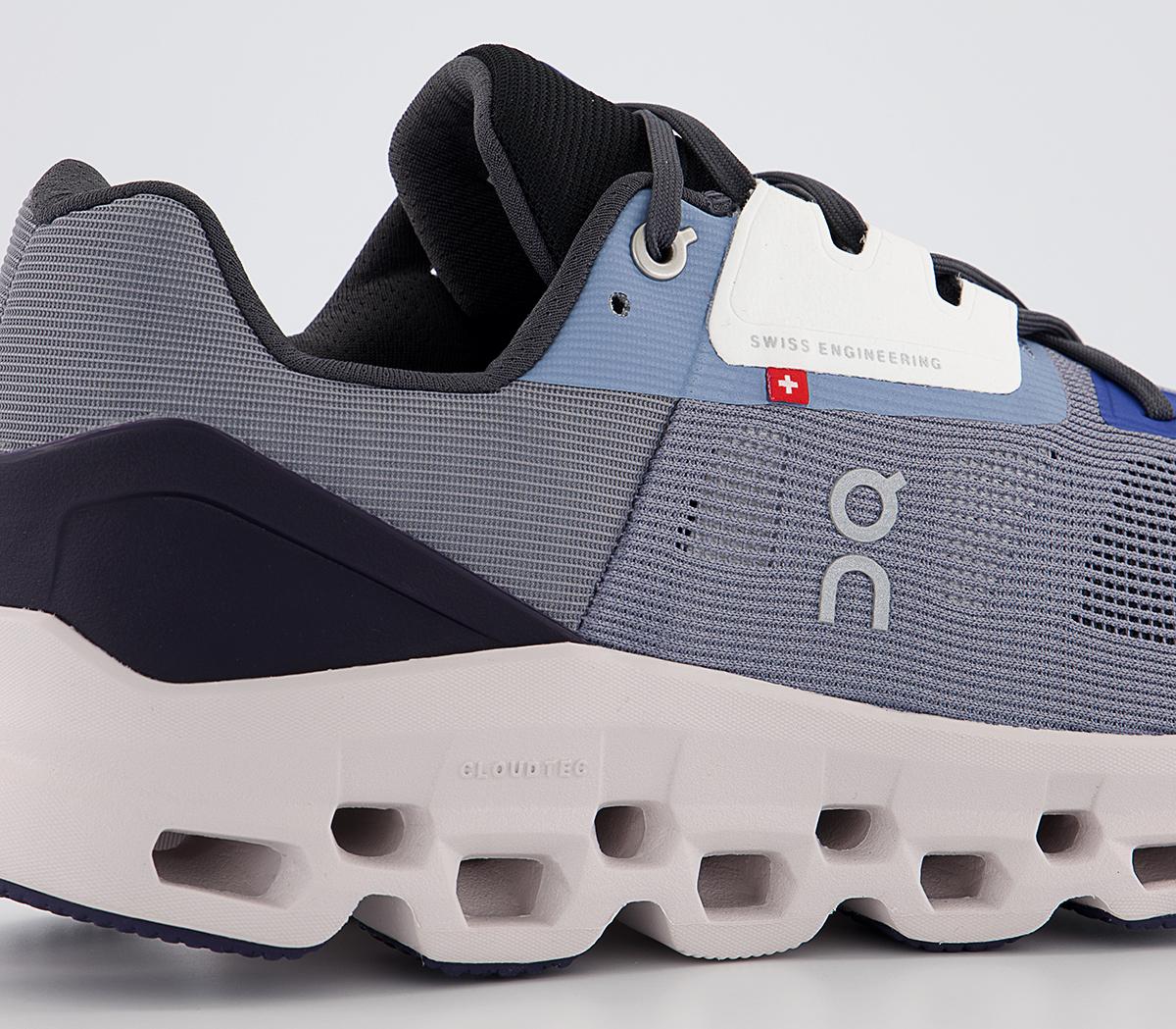 On Running Cloudstratus Trainers On Running Cloudstratus Trainers Fossil Midnight