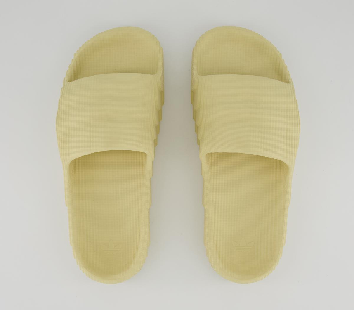 adidas Adilette 22 Sliders adidas Adilette 22 Sliders Desert Sand
