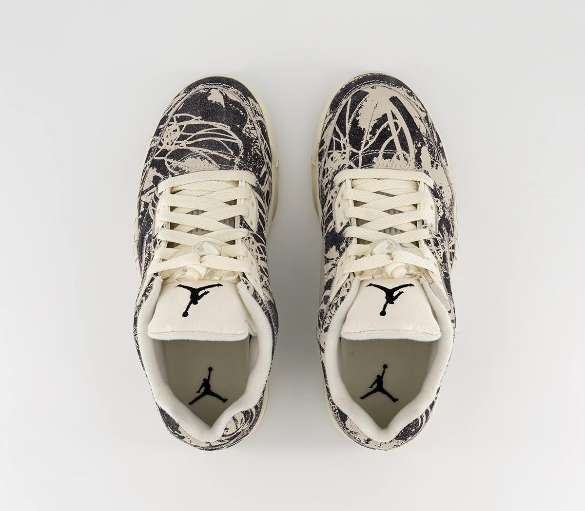 JordanJordan 5 Low TrainersCoconut Milk Black White