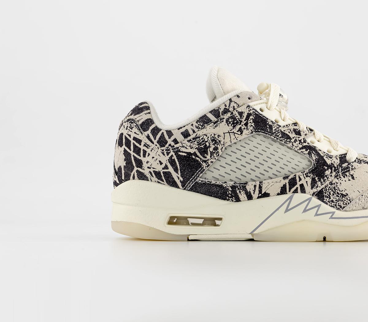 JordanJordan 5 Low TrainersCoconut Milk Black White