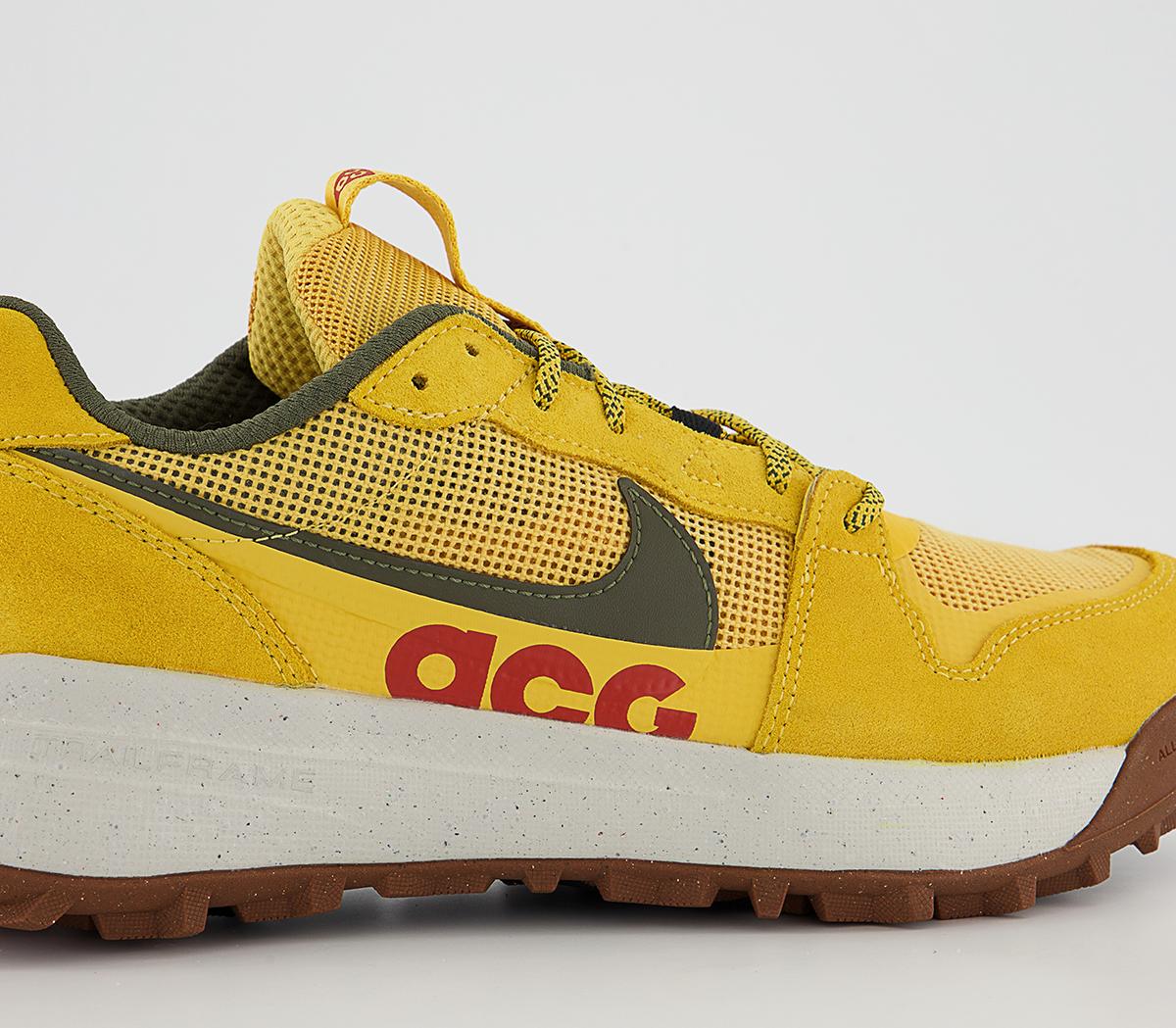 NikeACG Lowcate TrainersSolar Flare Cargo Khaki Black Light Bone Gum Med B