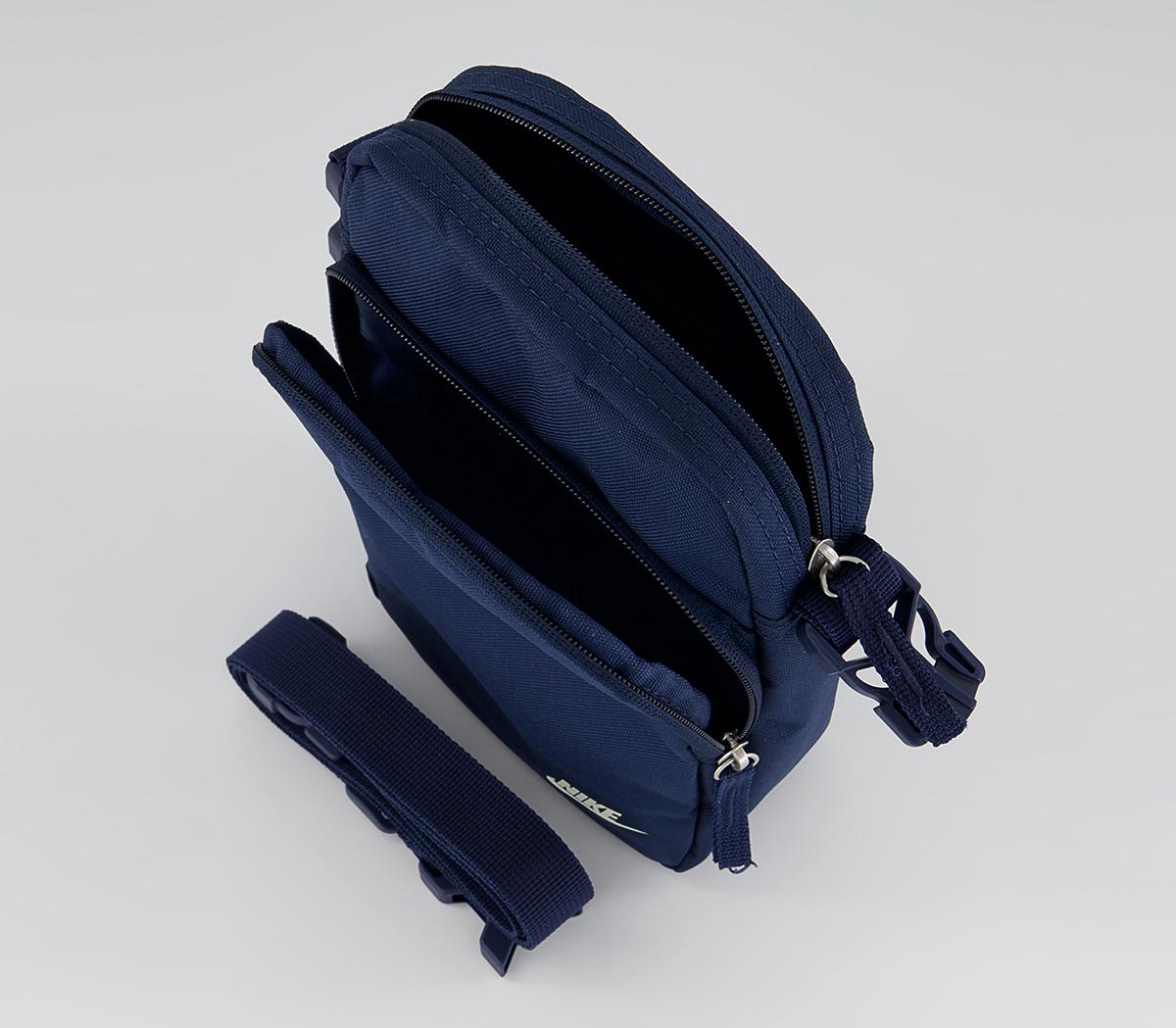 Nike Crossbody Bag 4L Nike Crossbody Bag 4L Midnight Navy Sail