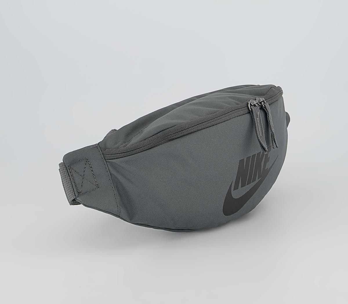 NikeNike Heritage Waistpack NikeNike Heritage WaistpackIron Grey Black