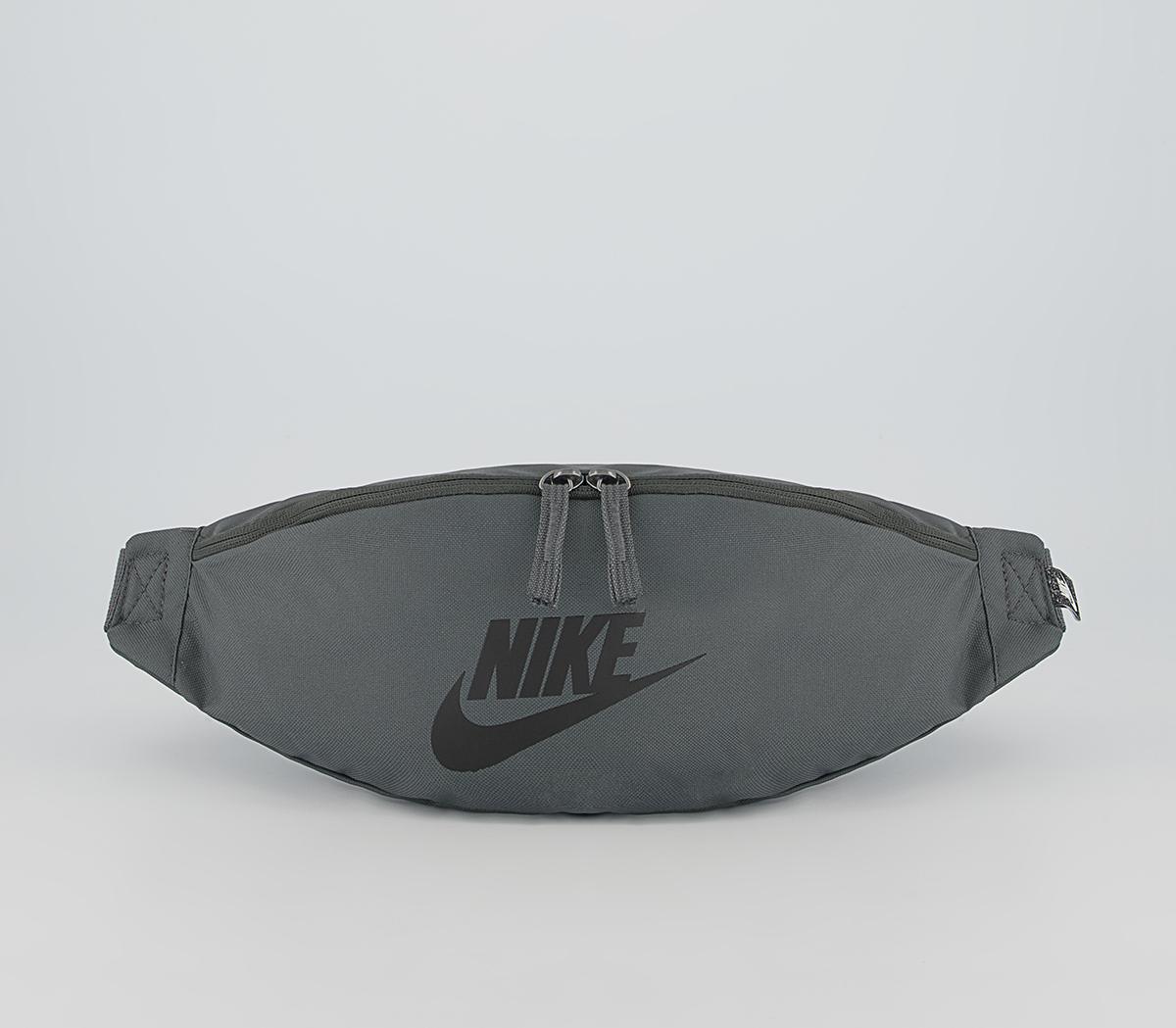 NikeNike Heritage Waistpack NikeNike Heritage WaistpackIron Grey Black