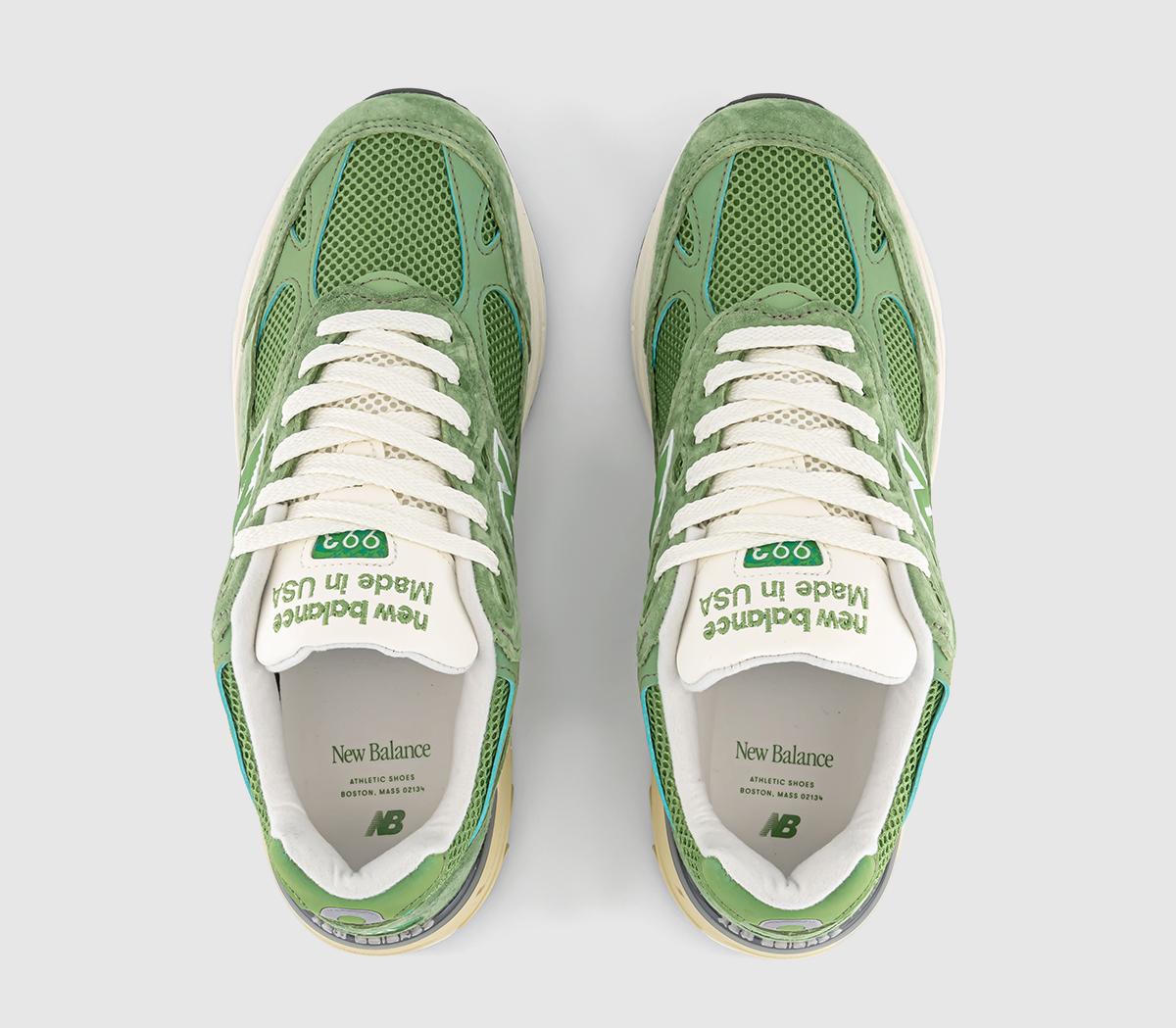New Balance993 TrainersChive Sea Salt