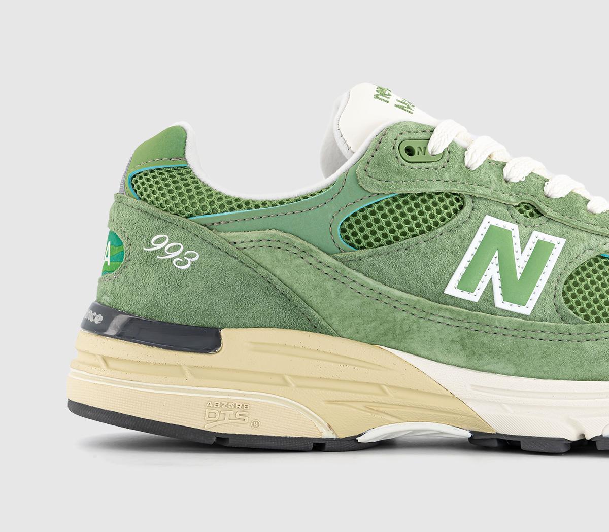 New Balance993 TrainersChive Sea Salt