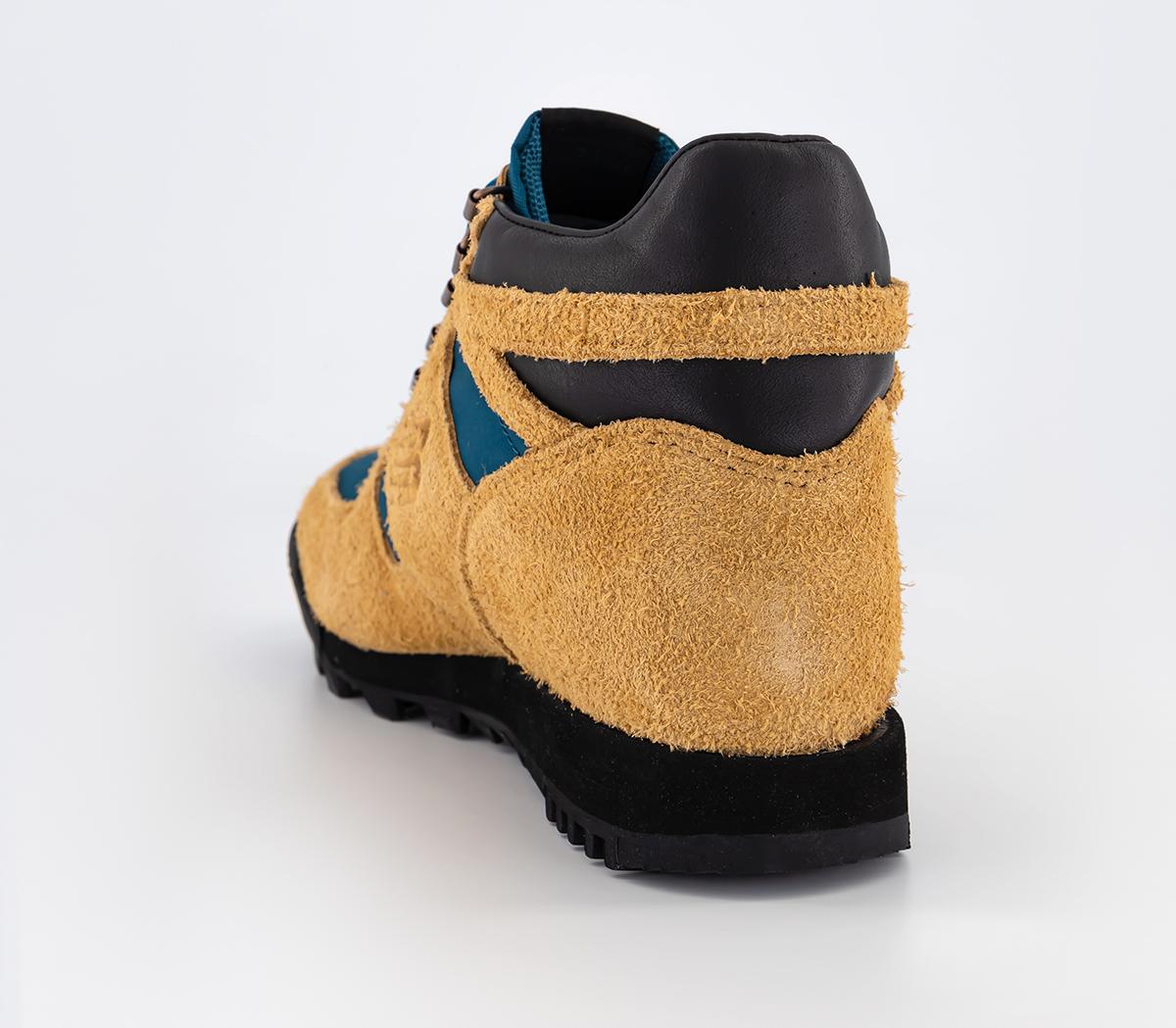 New BalanceRainier ShoesTan