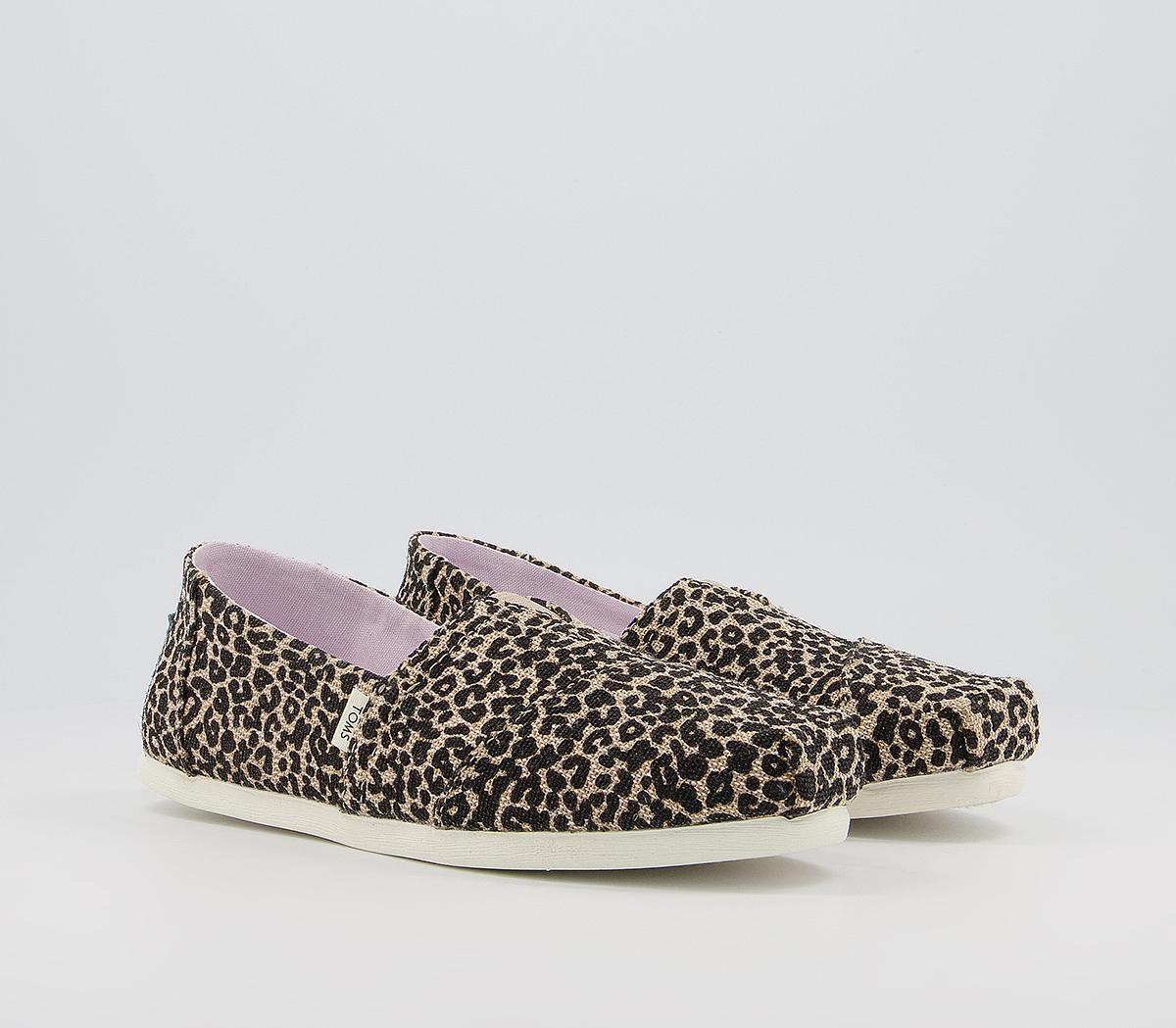 TOMS Seasonal Classic Slip On Flats TOMS Seasonal Classic Slip On Flats Leo Print