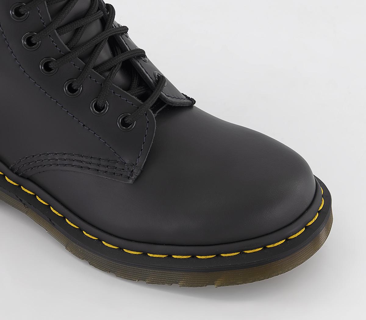 Dr. Martens1914 14 Eye BootsBlack