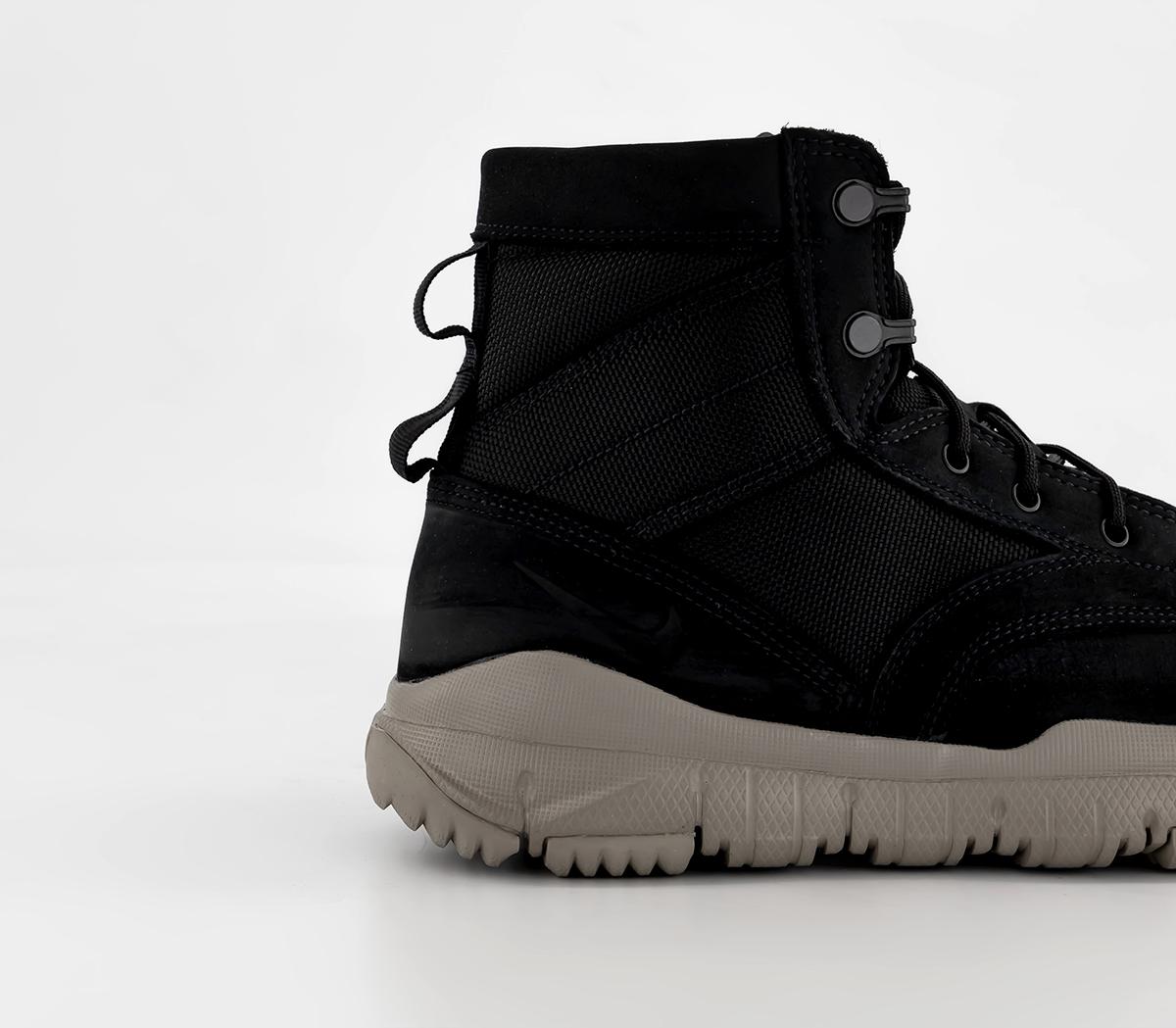 NikeSFB 6