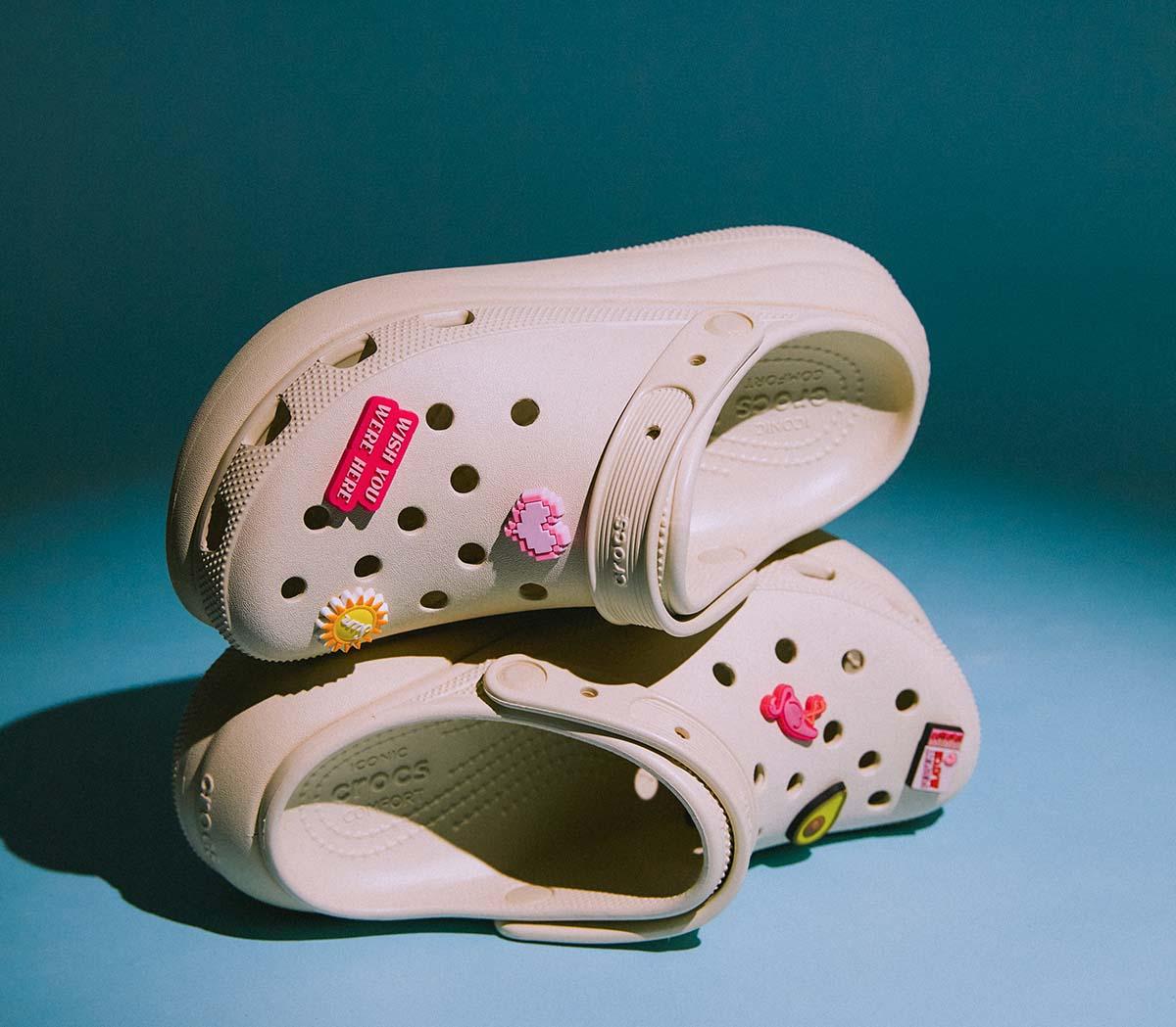 CrocsClassic Crush Clogs CrocsClassic Crush ClogsBone