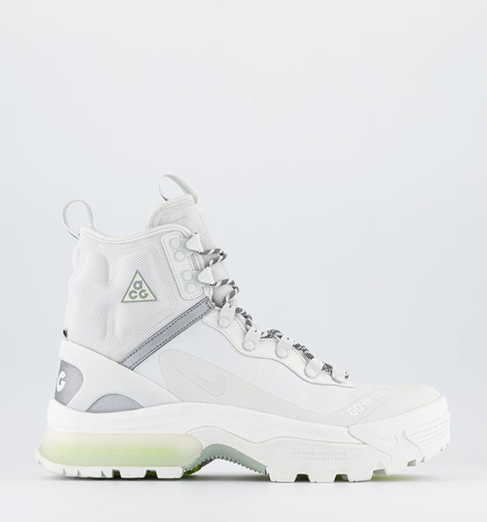 Nike ACG's Winter Olympics Boot Is The Best Shoe Money Can't Buy GQ ...