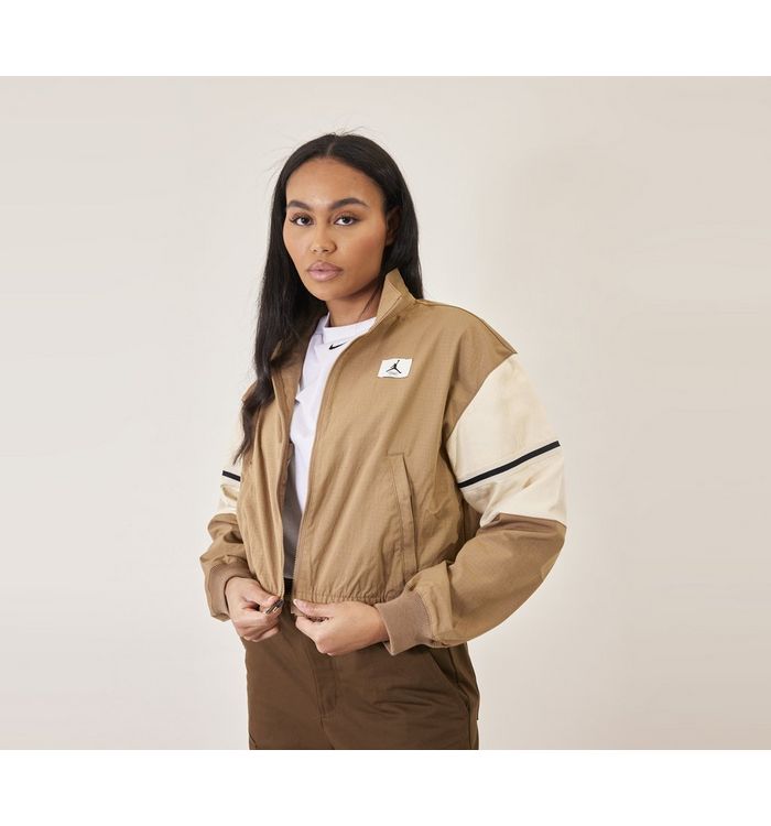 Nike Womens Woven Jacket Driftwood Beach In Natural