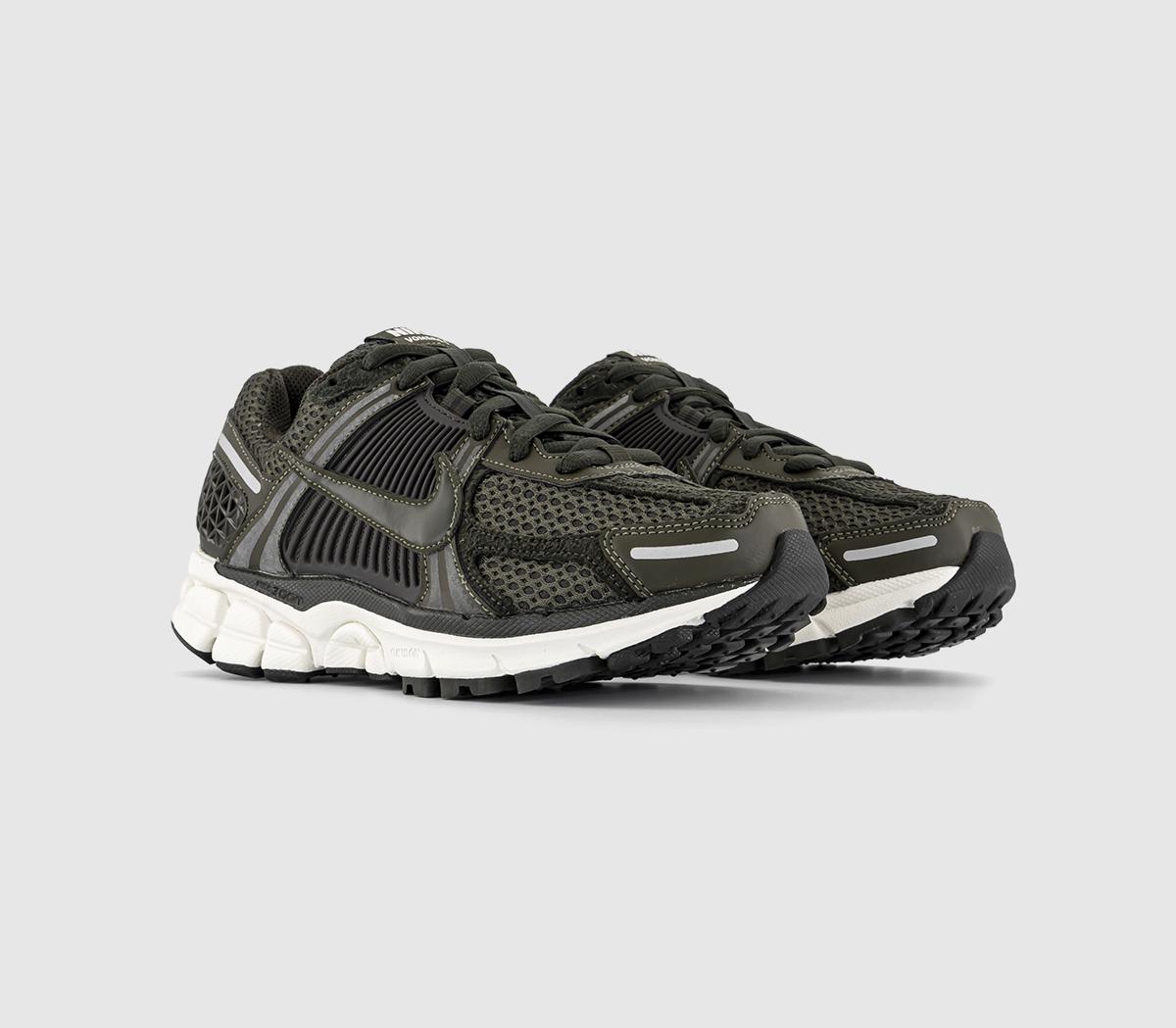 NikeZoom Vomero TrainersCargo Khaki Sequoia Sail Metallic Silvergreen