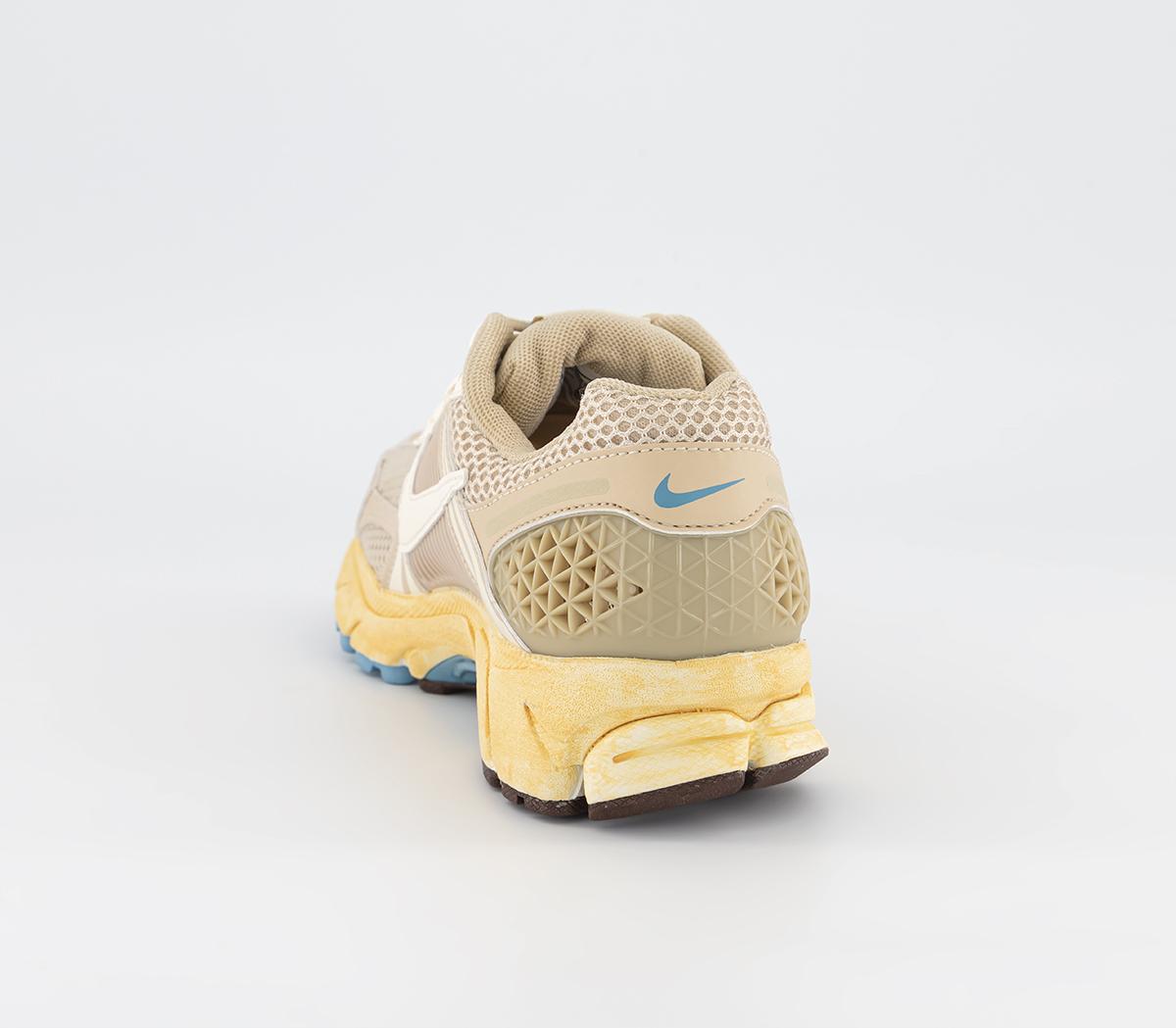 NikeZoom Vomero TrainersOatmeal Pale Ivory Sail Light Chocolate Worn Blue