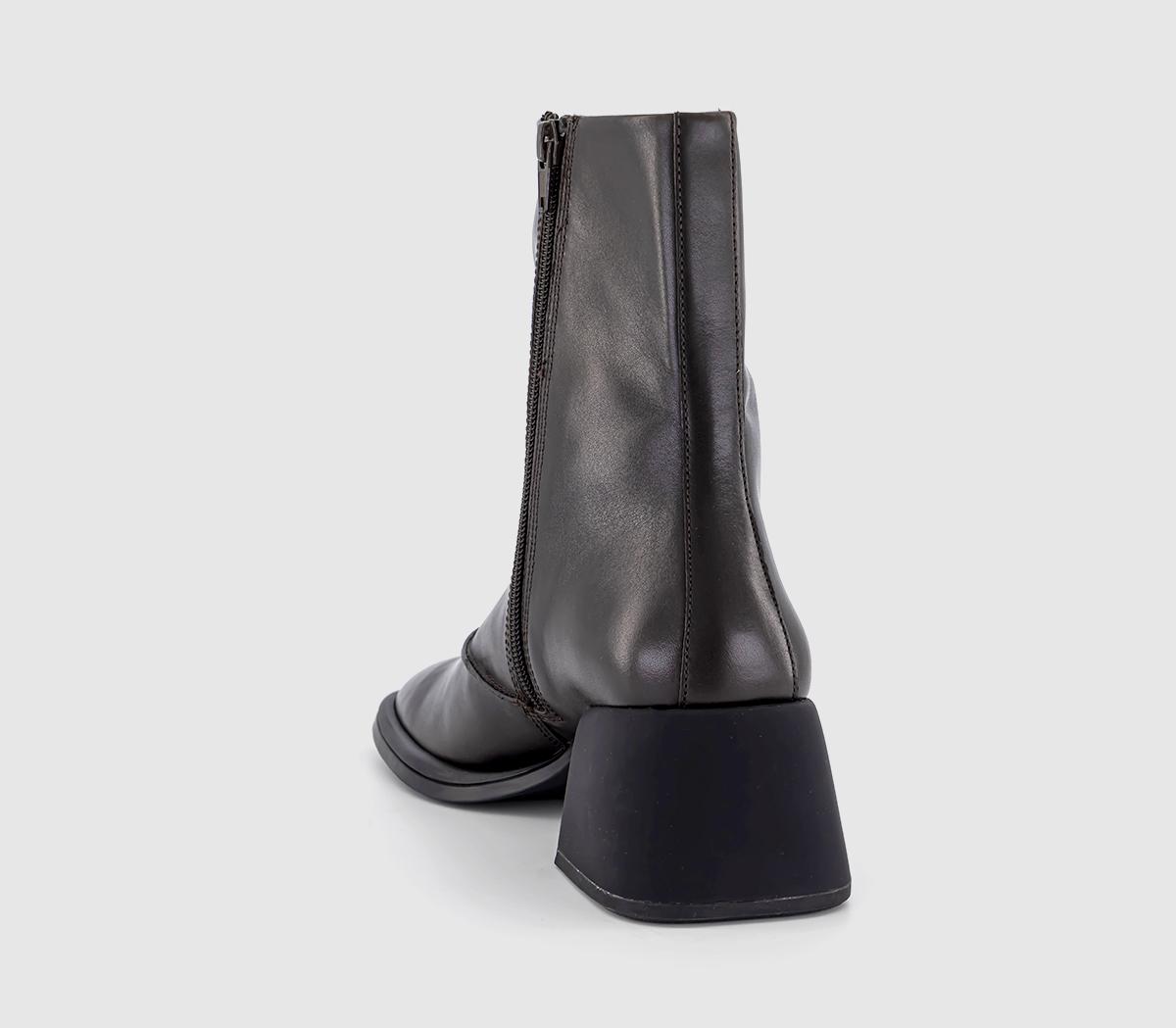 Vagabond ShoemakersAnsie Ankle BootsChocolate