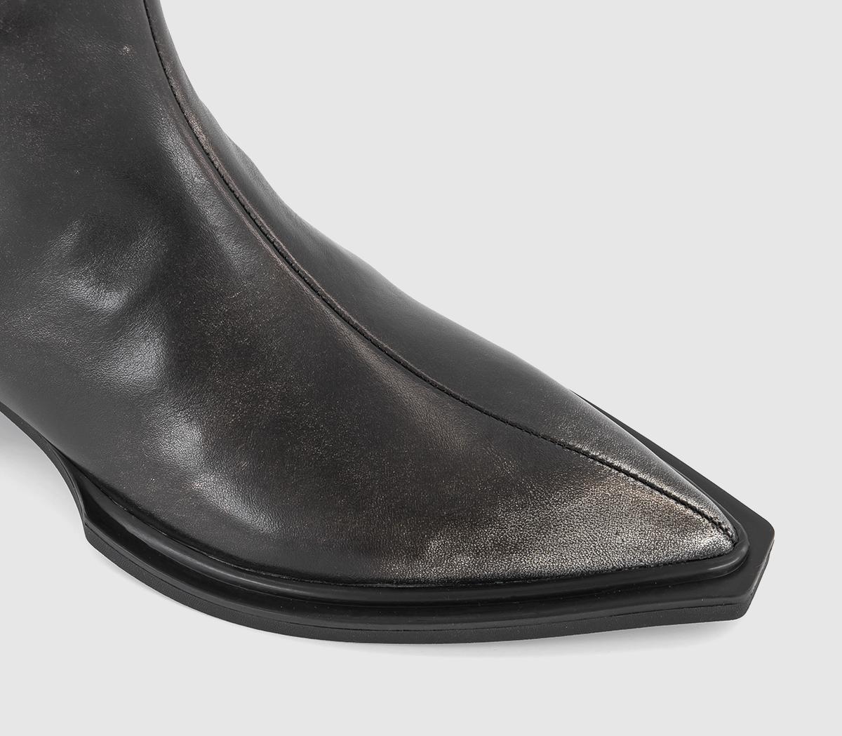 Vagabond ShoemakersVivian Ankle BootSilver