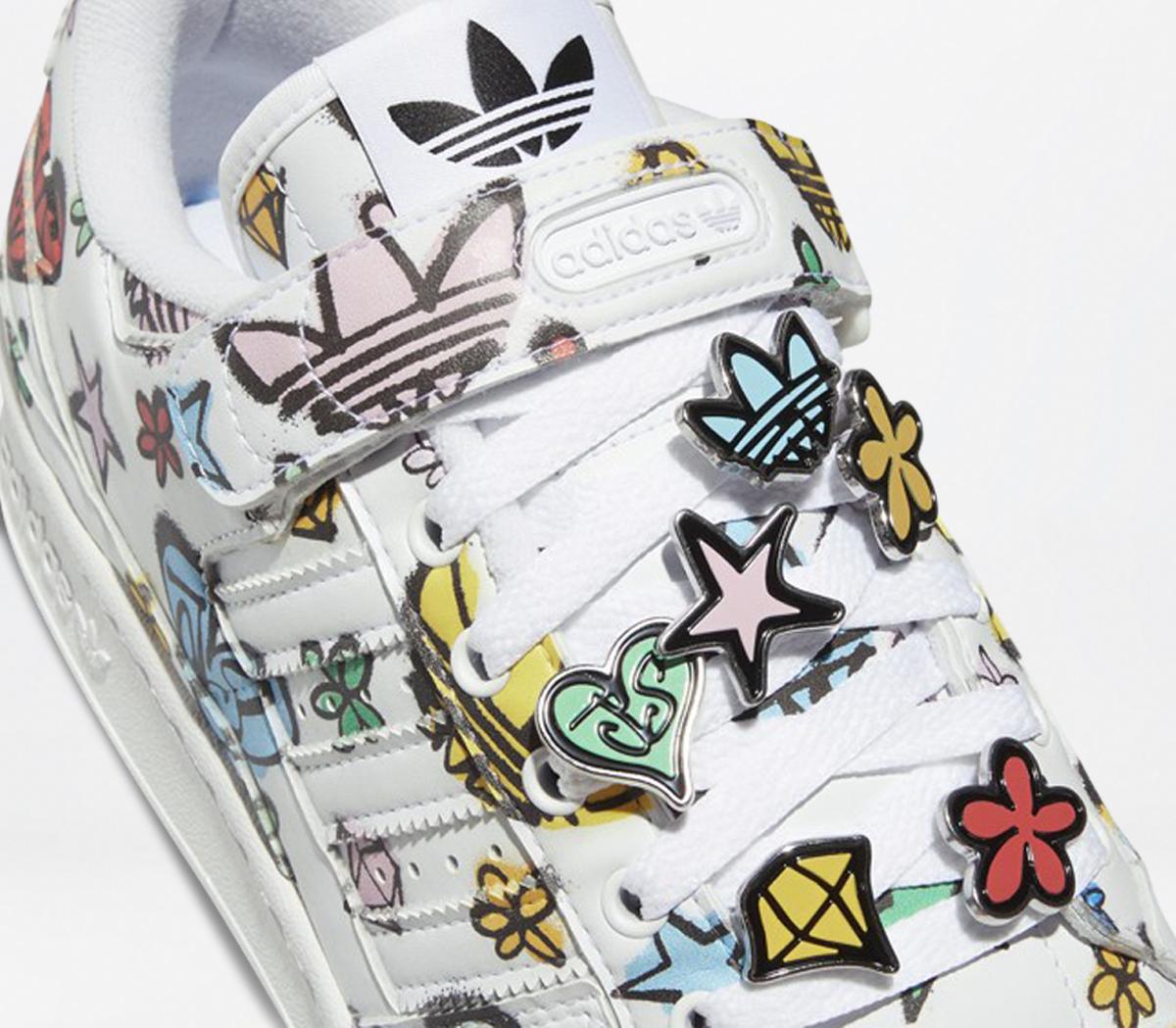 adidasJeremy Scott Forum 84 Lo Mono TrainersWhite White Black