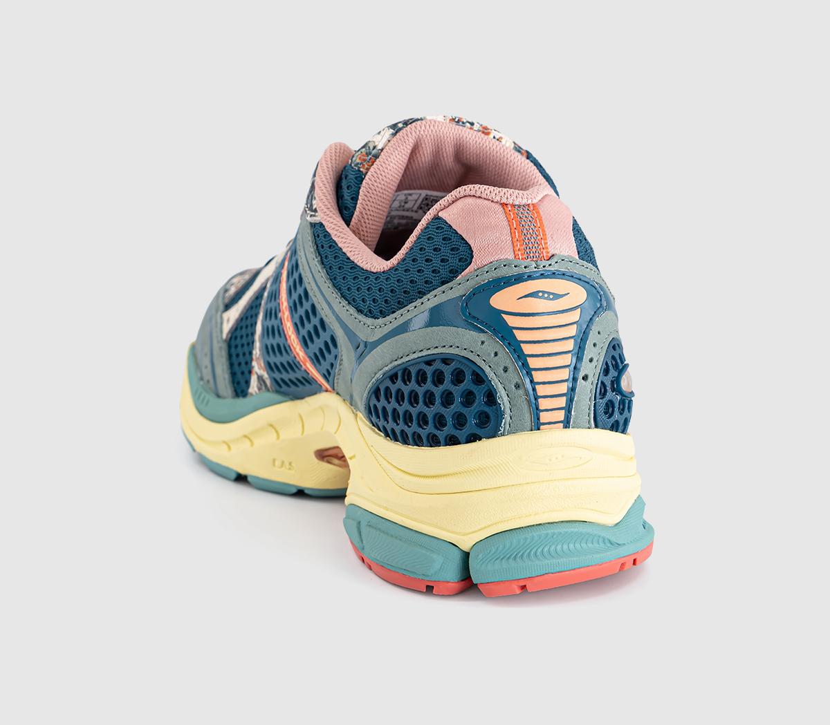 SauconyProgrid Triumph 4 TrainersBlue Beige