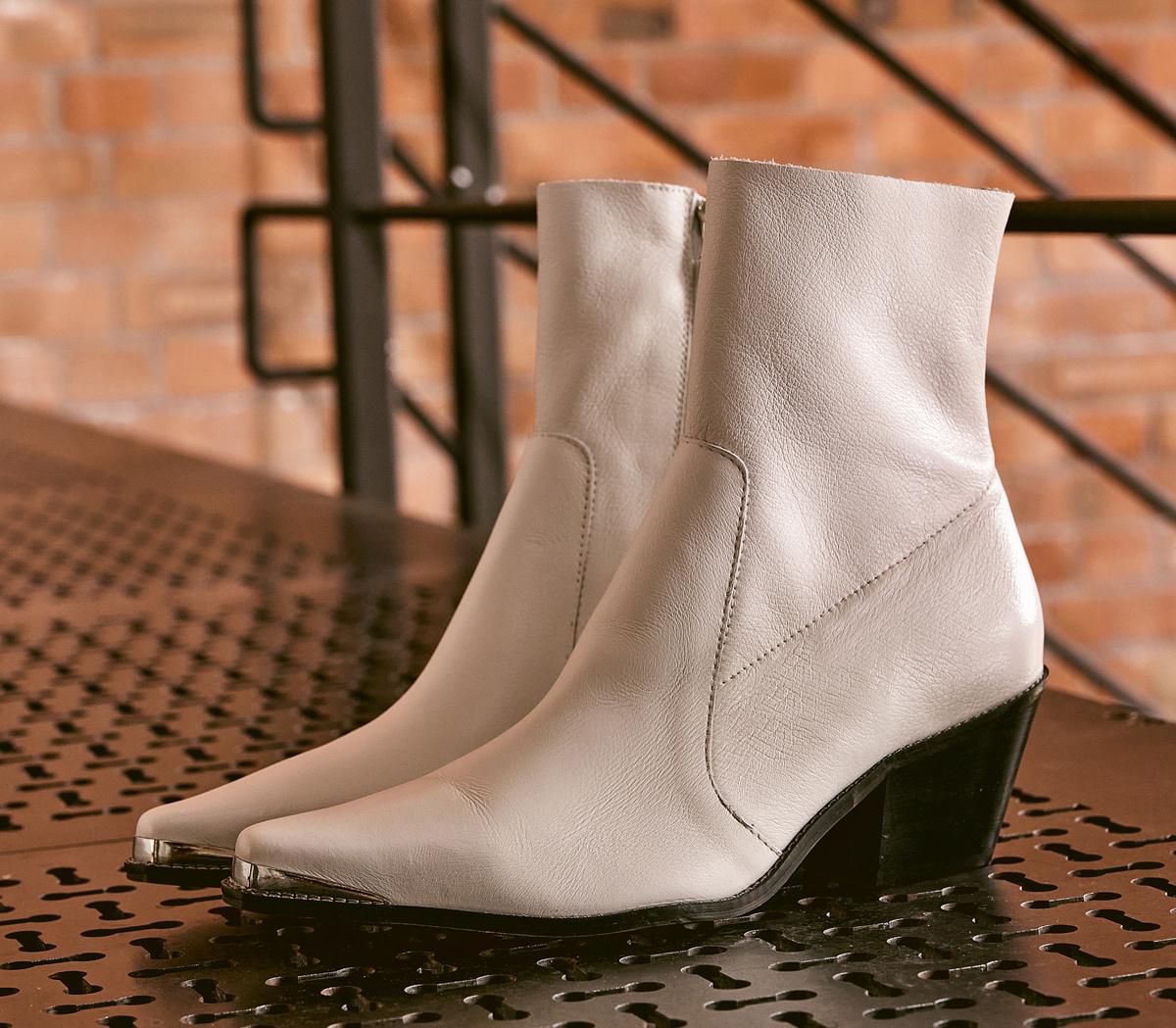 OFFICE Andi Western Toe Clip Boots White Leather Women's Ankle Boots