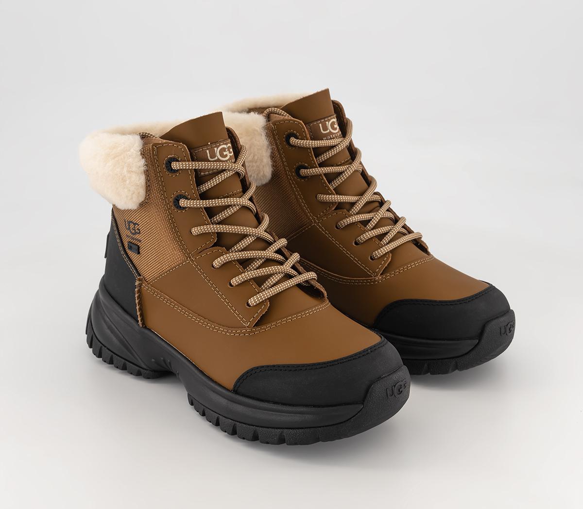 UGG Yose Fluff V2 Boots UGG Yose Fluff V2 Boots Chestnut