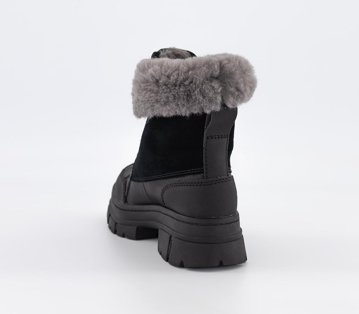 UGGAshton Addie Boots UGGAshton Addie Boots Black