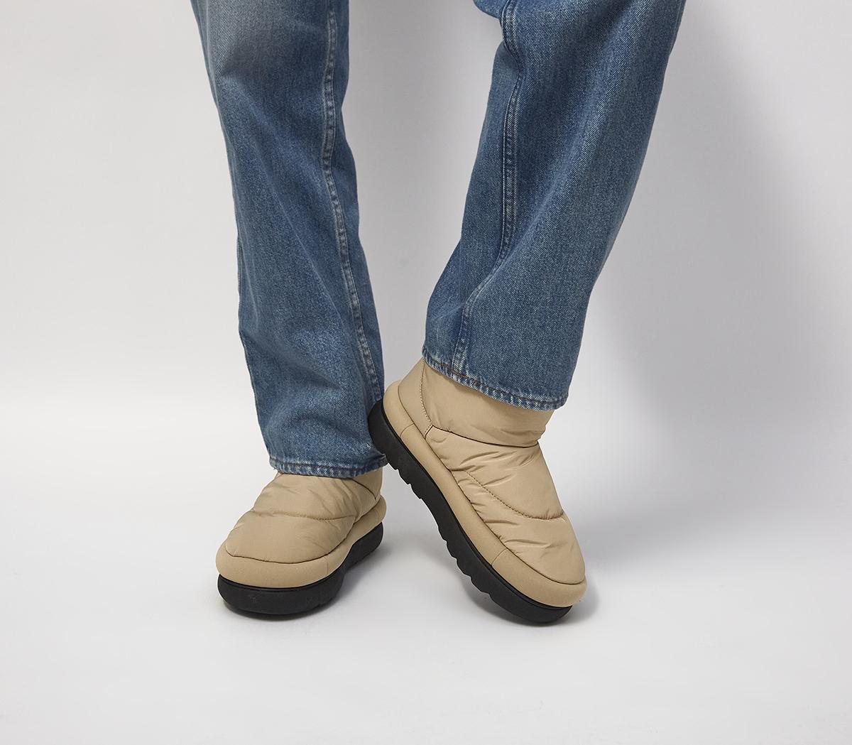 UGGClassic Maxi Mini Boots UGGClassic Maxi Mini BootsMustard Seed