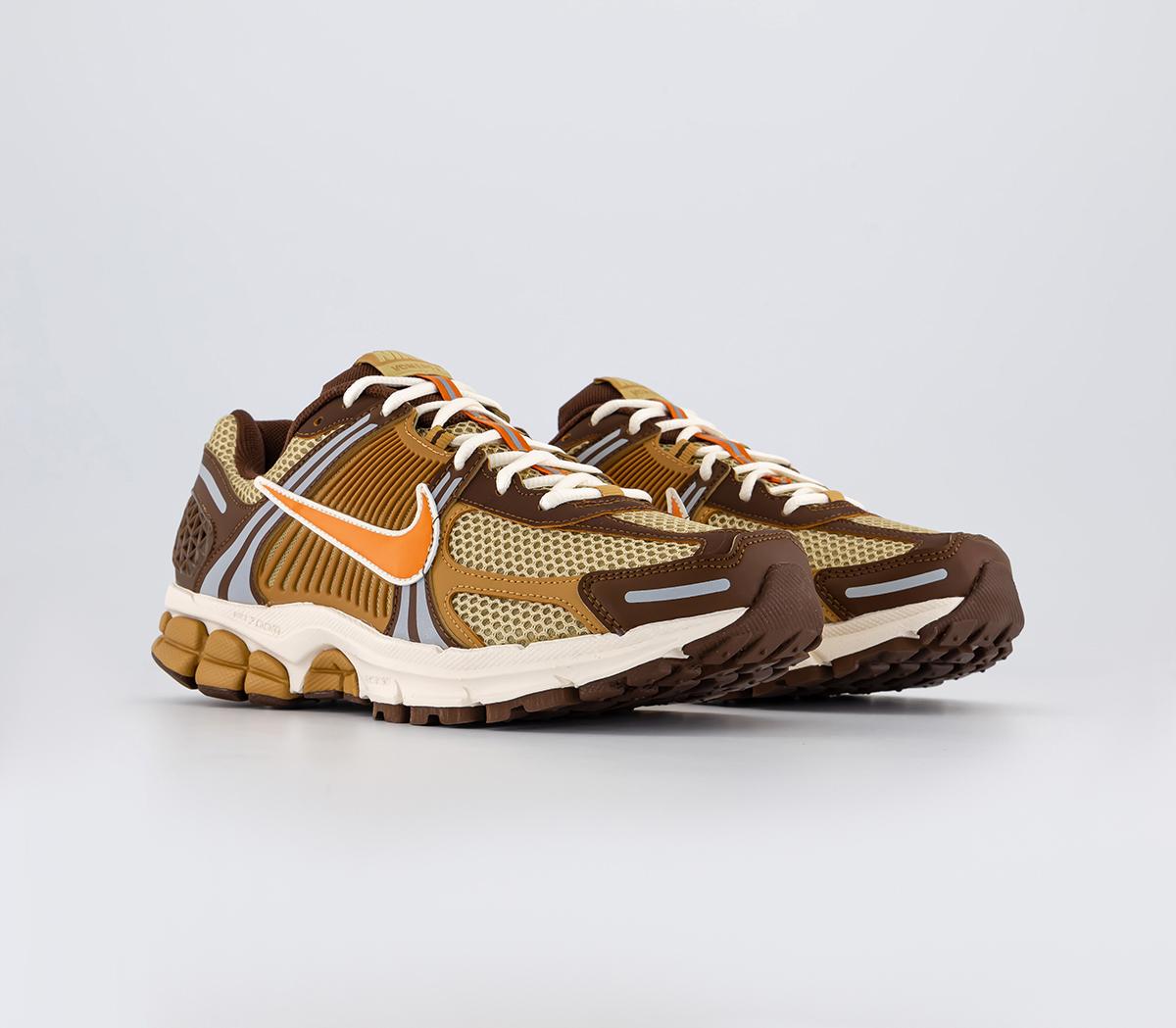 NikeZoom Vomero 5 TrainersWhite Grass Gold Suede Cacao