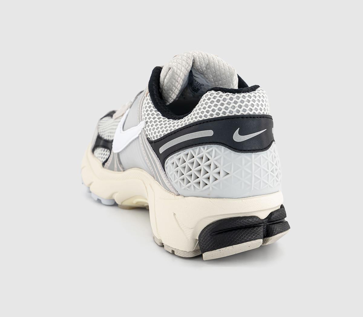 NikeZoom Vomero 5 TrainersPale Ivory White Lt Bone Lt Orewood Brn Black Pure