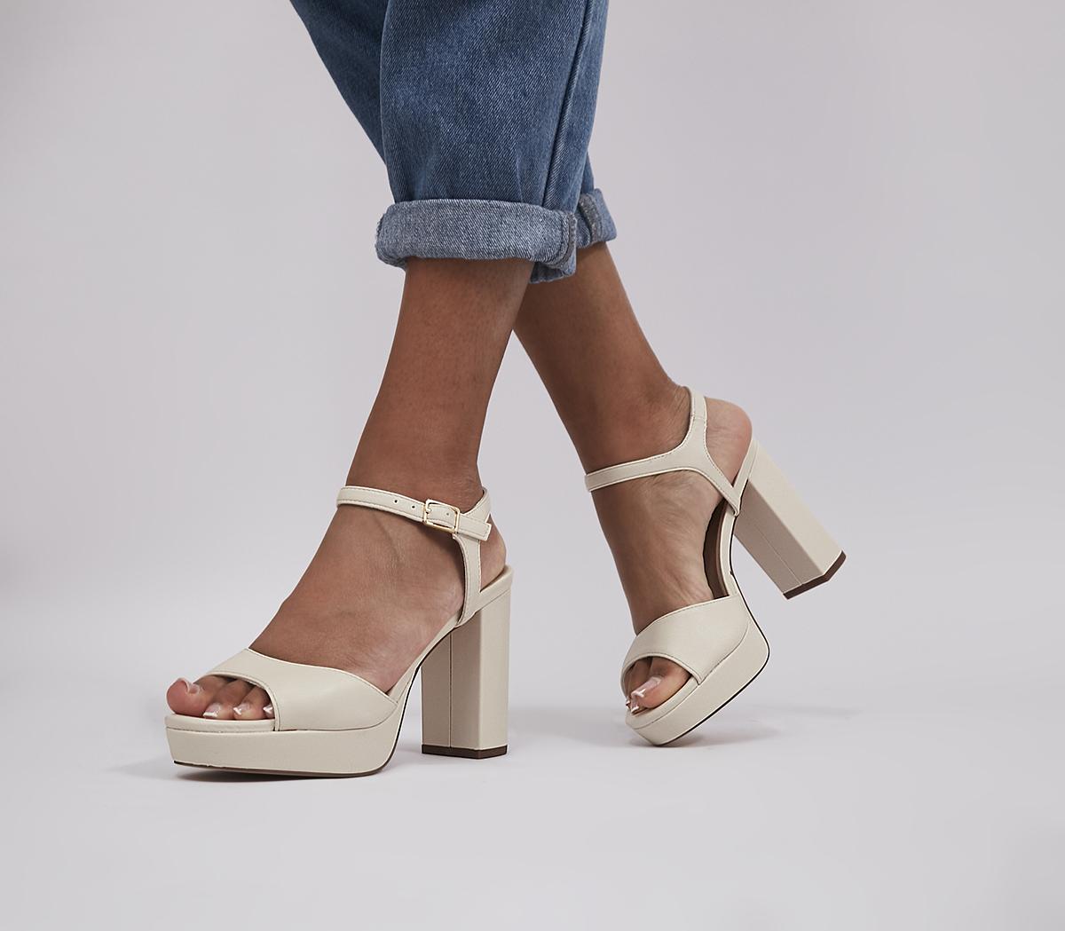 Round heel outlet sandals