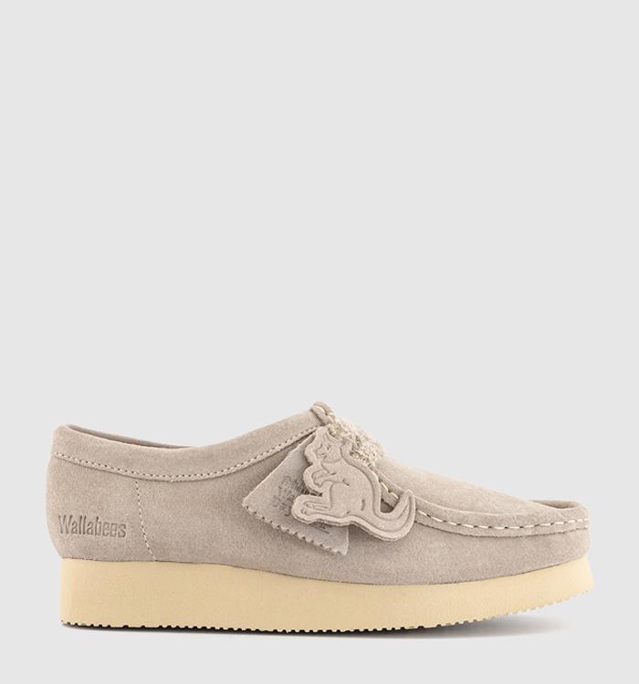 Clarks Originals Clarks Originals Womens Wallabees Sand Suede