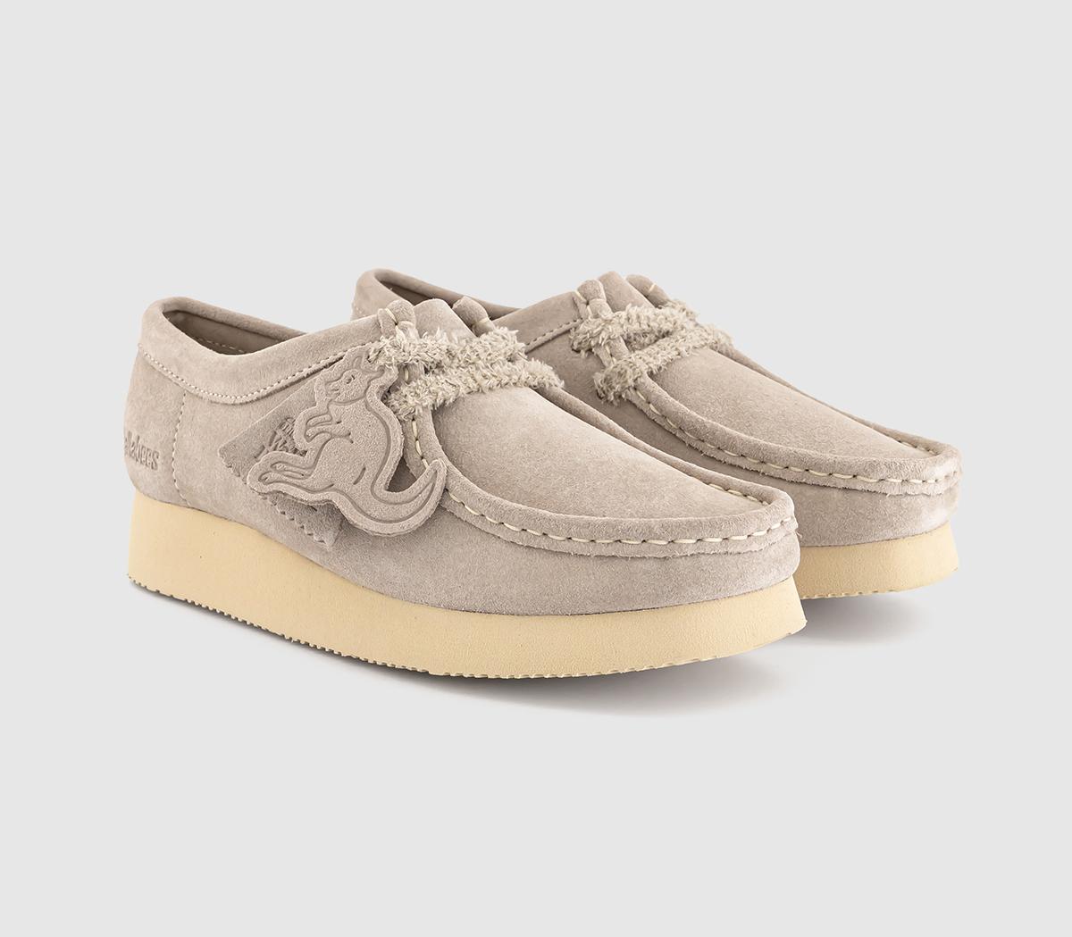 Clarks OriginalsClarks Originals Womens WallabeesSand Suede