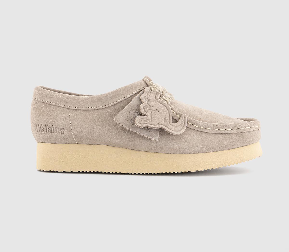 Clarks OriginalsClarks Originals Womens WallabeesSand Suede
