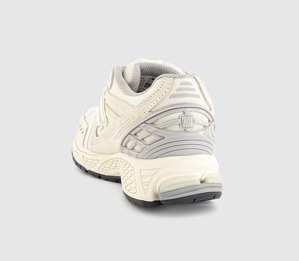 New Balance1906 TrainersSea Salt Grey