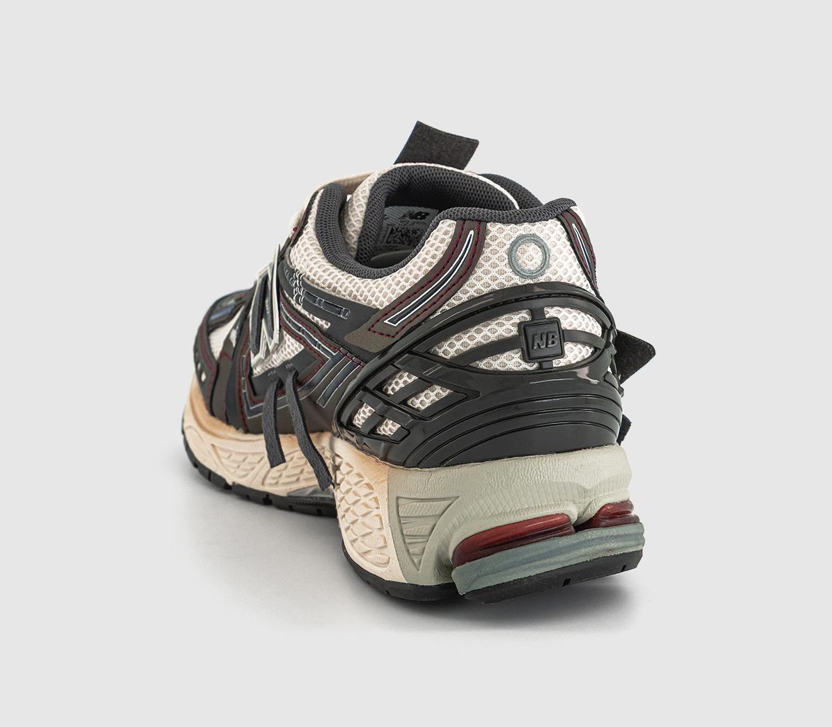 New Balance1906 TrainersClassic Crimson