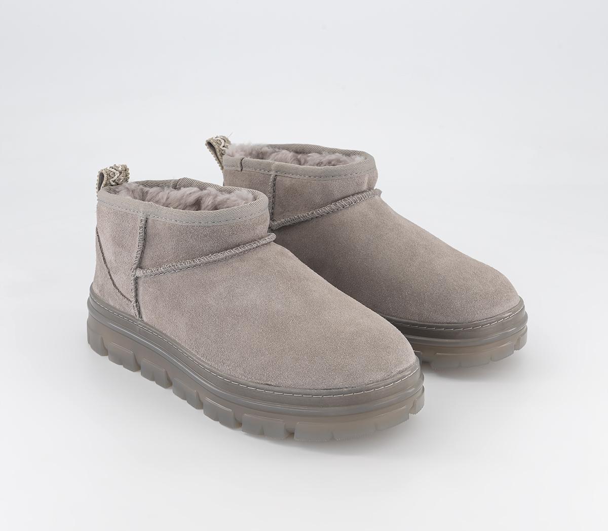 UGG Ultra Mini Clear Boots Campfire - Women's New Season