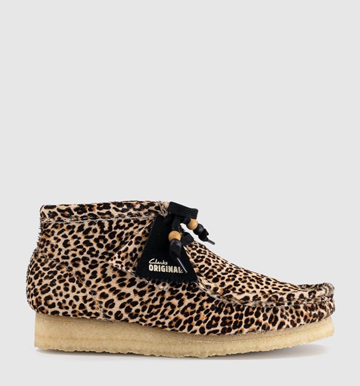 Clarks Originals Clarks Originals Womens Wallabee Boots Leopard Print