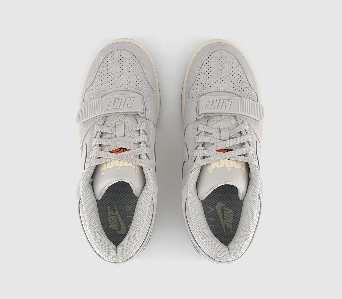 NikeAAF88 Trainers Light Bone Coconut Milk Cobblestone Orange