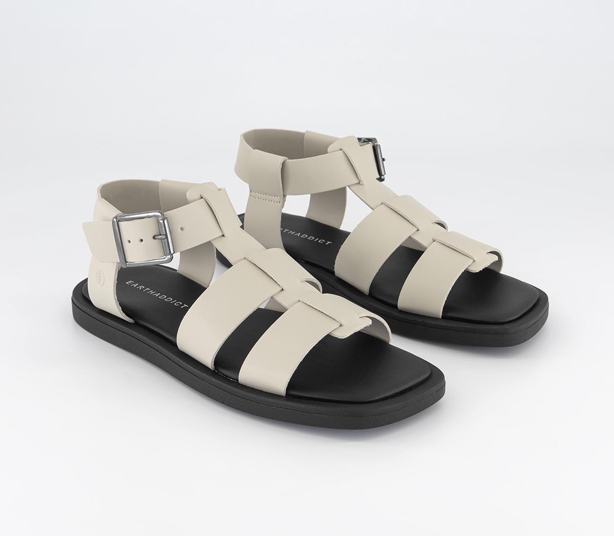 EARTHADDICTStarfish Chunky Fisherman Sandals EARTHADDICTStarfish Chunky Fisherman SandalsOff White