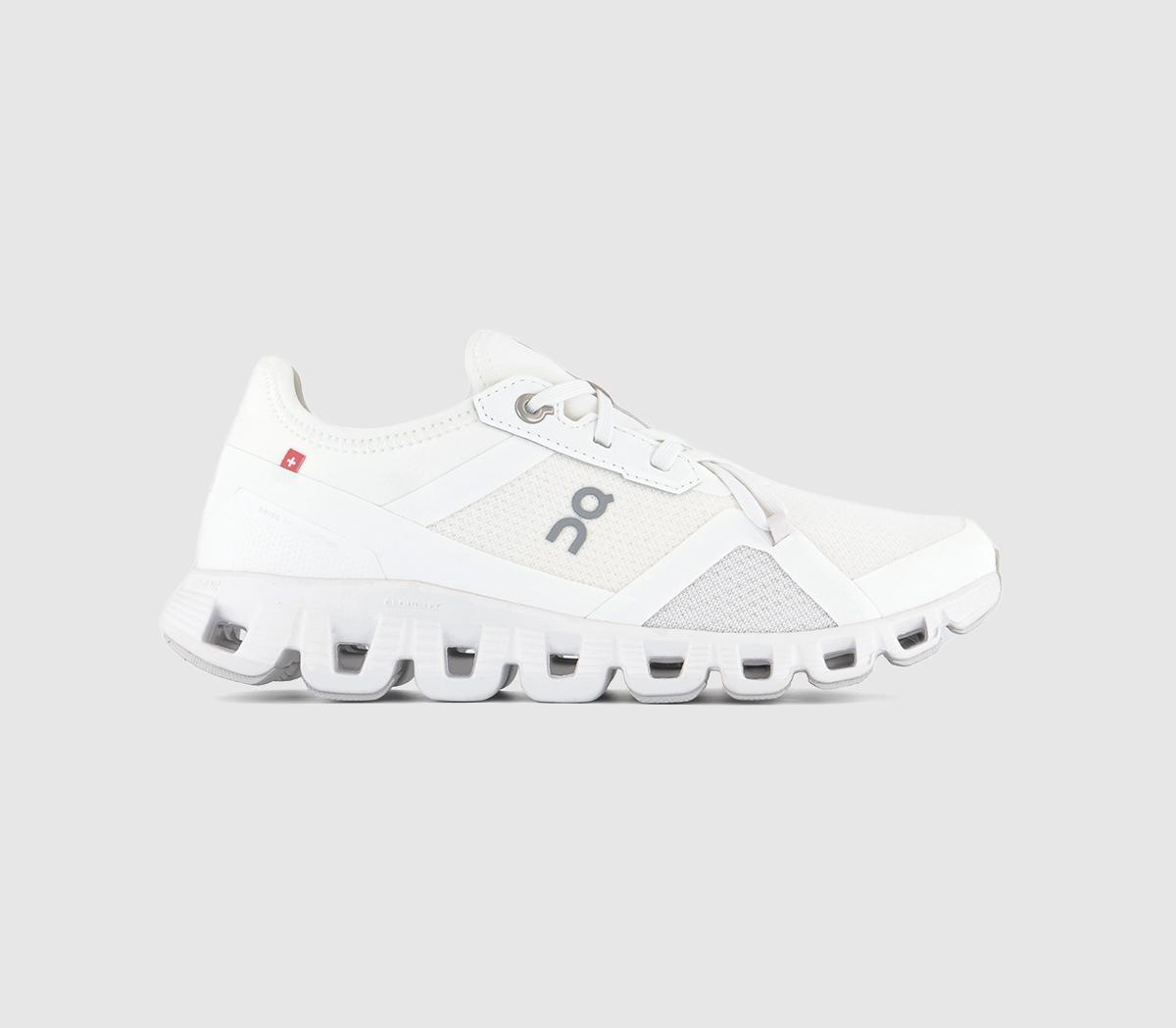 On RunningCloud X 3 Ad Trainers Undyed White F