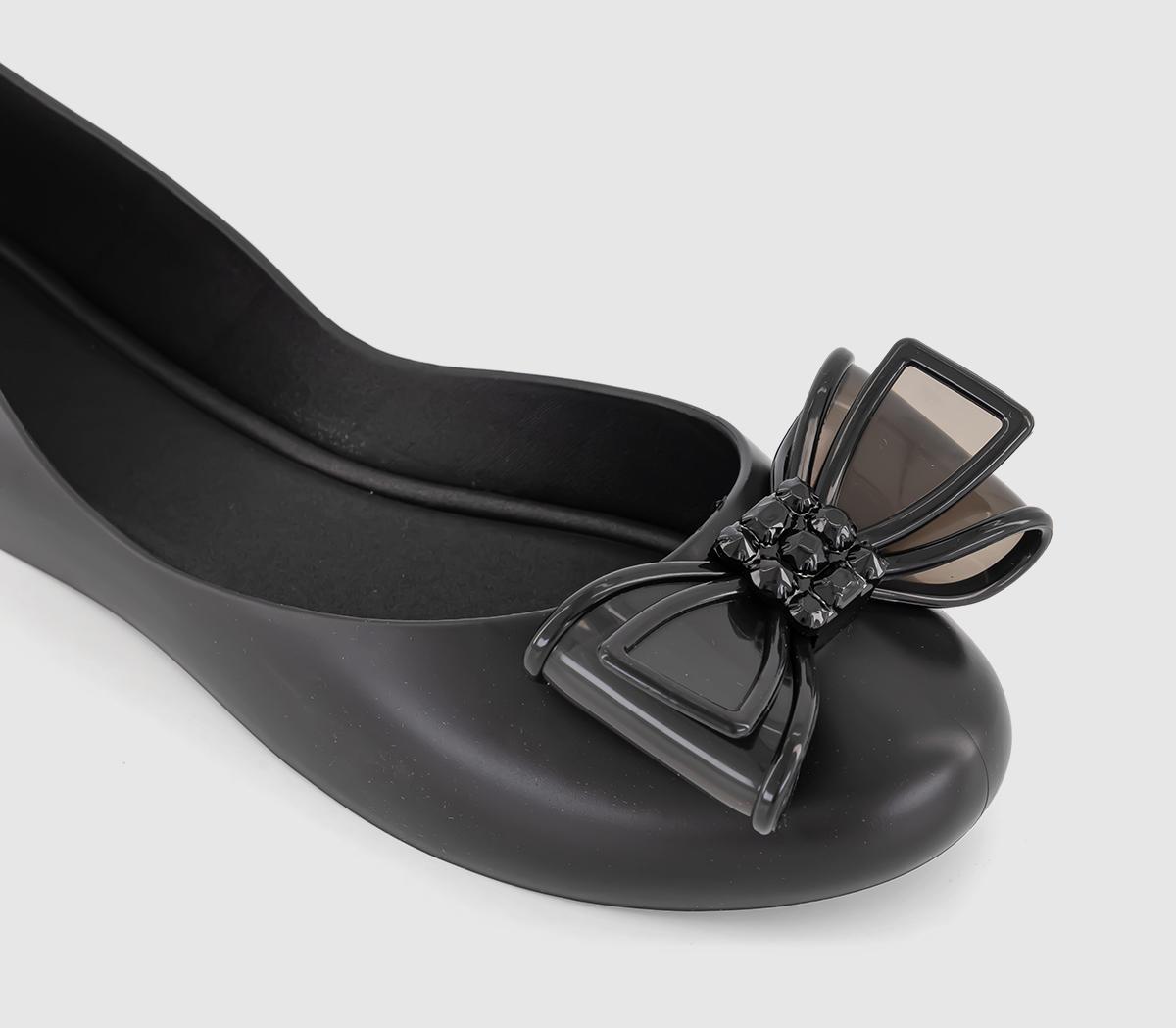 Zaxy New Start Glow Black School Shoes and Accessories