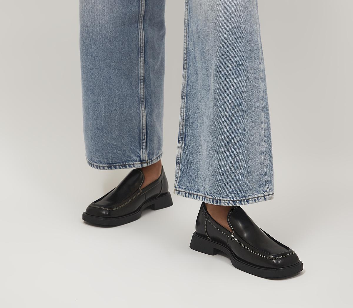 Vagabond ShoemakersJaclyn LoafersBlack Polished Leather