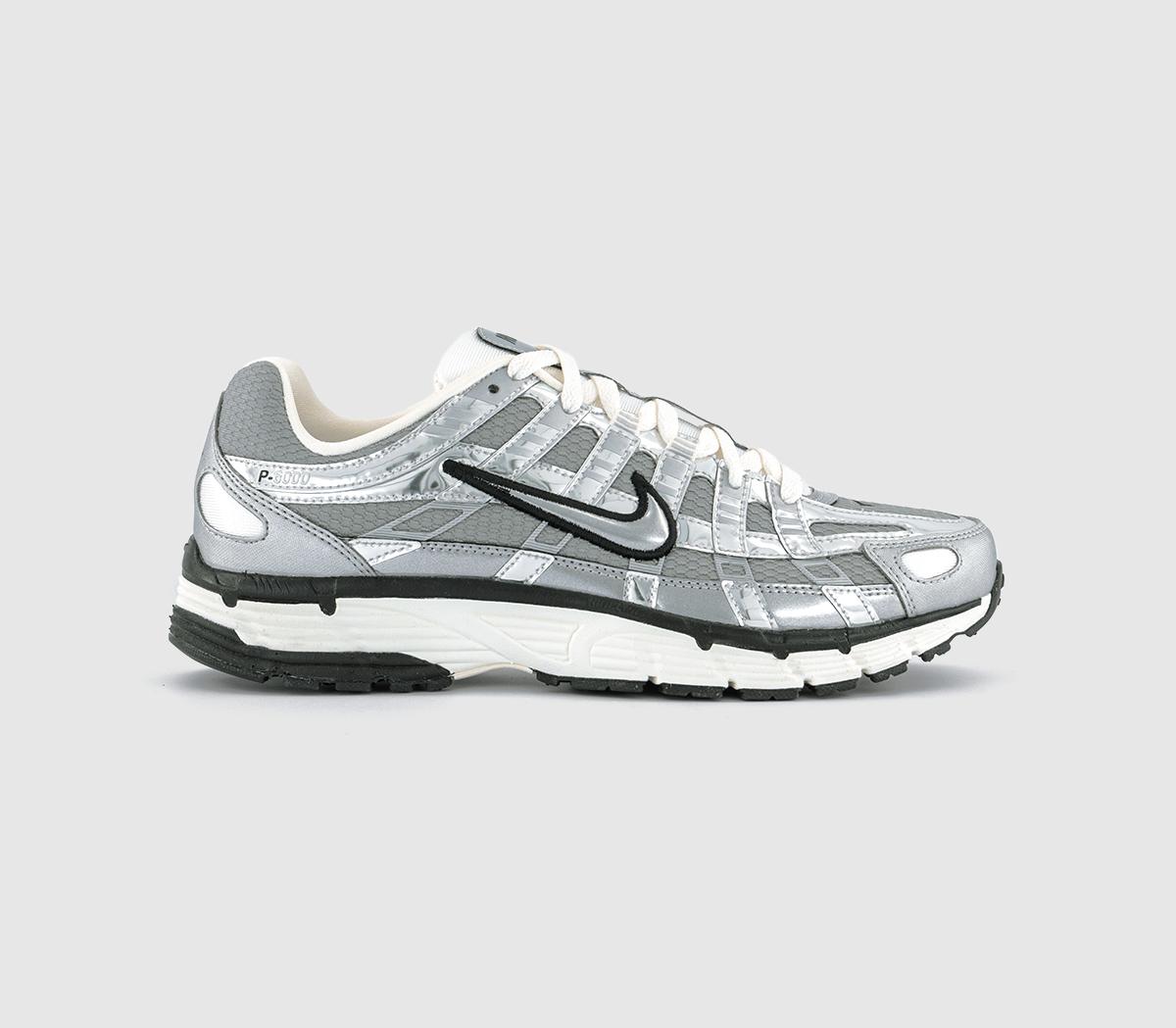 Silver play nike on sale