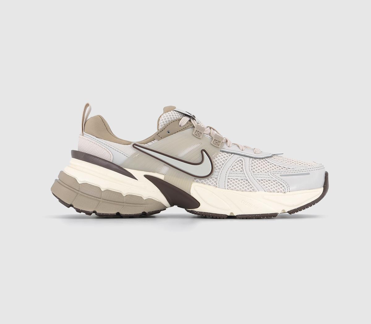 Nike Nike V2k Run Trainers Light Orewood Light Bone Khaki Earth Coconut Milk Men s Trainers